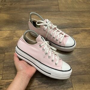 Platform Low Top Converse Pink